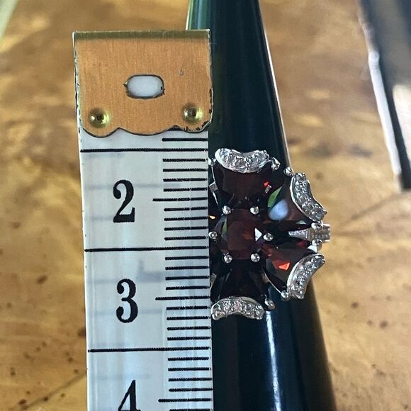 Artistic Natural Red Garnet Sterling Silver Cocktail Ring Size 6 - Picture 7 of 9